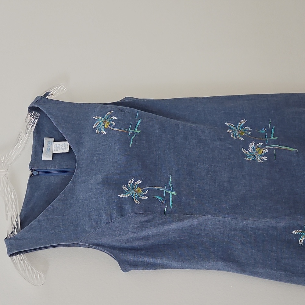 Kenji Sleeveless Chambray Midi Dress With Embroidered Palm Trees Size 6 - Picture 2 of 15